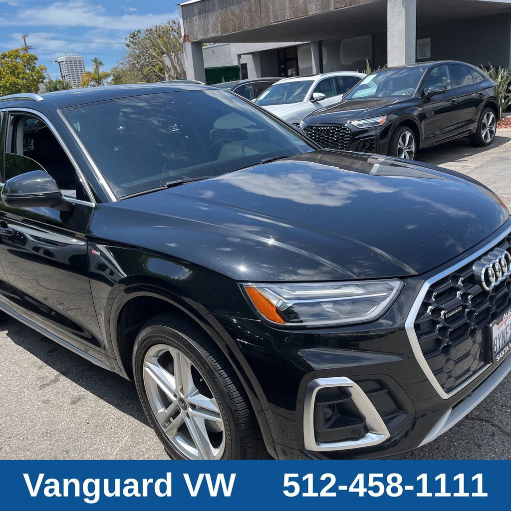 Used 2022 Audi Q5 e Premium w/ Convenience Package AWD/4WD image 13