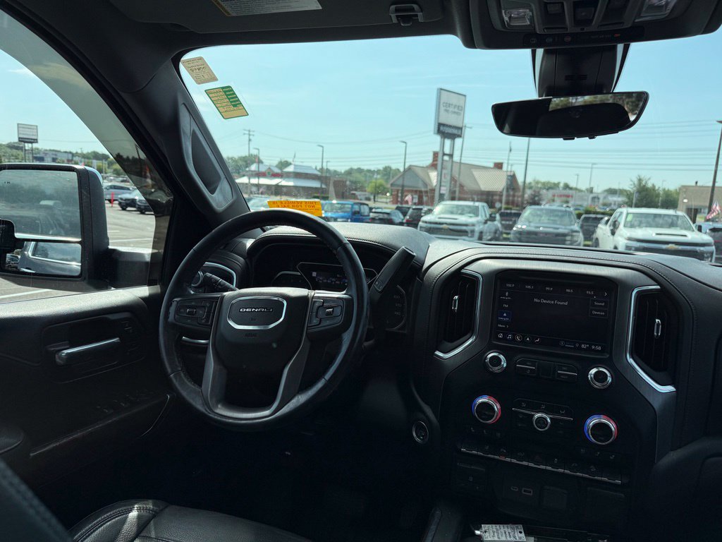 Used 2021 GMC Sierra 2500 Denali w/ Denali Ultimate Package AWD/4WD image 13