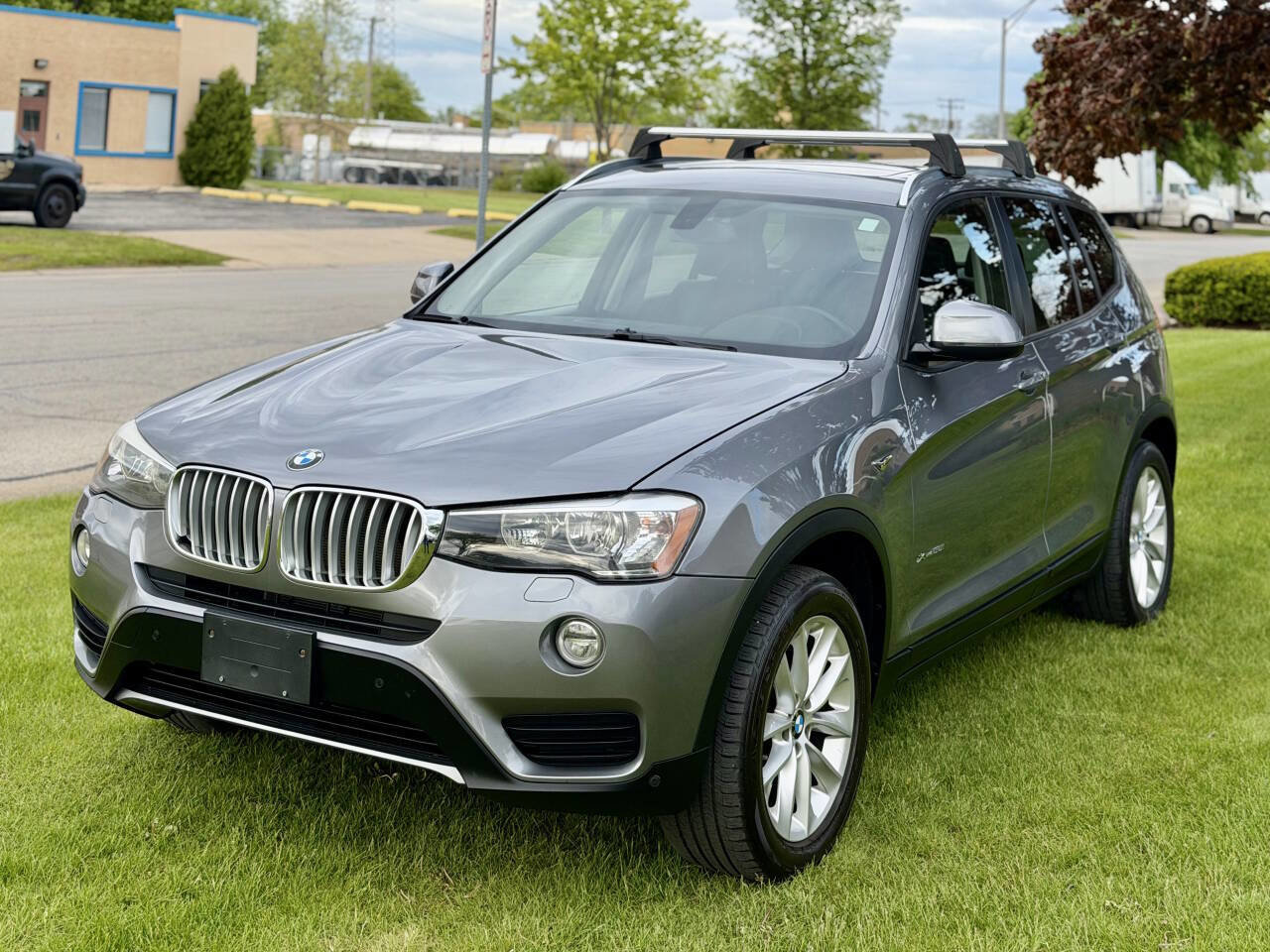 Used 2015 BMW X3 xDrive28i AWD/4WD image 3