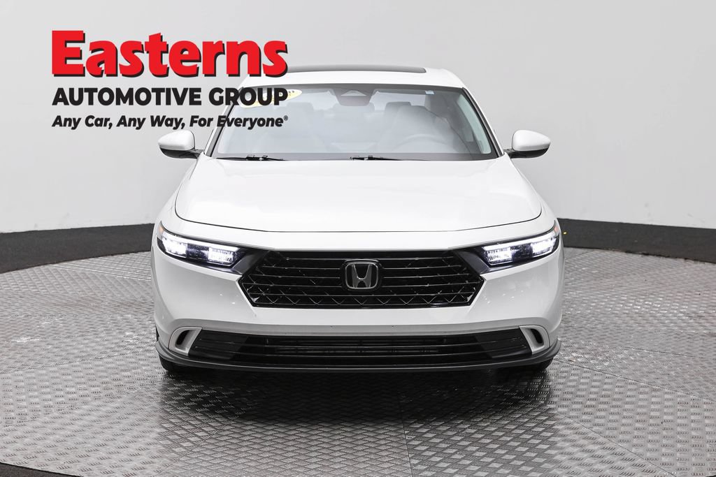 Used 2024 Honda Accord EX image 2
