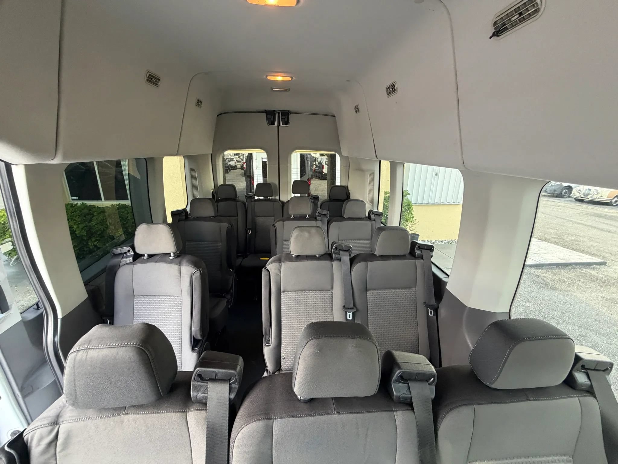 Used 2020 Ford Transit 350 XLT RWD image 15