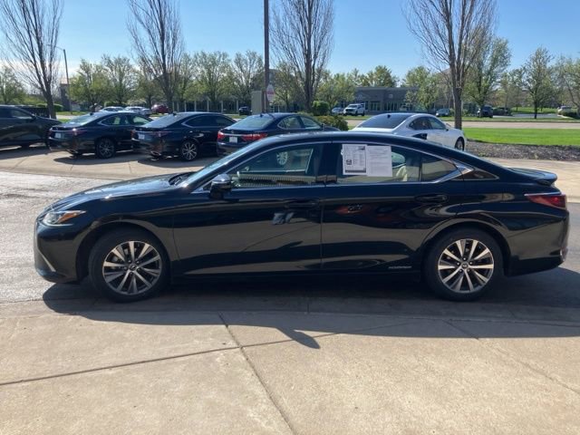 Used 2021 Lexus ES 300h w/ Premium Package image 6