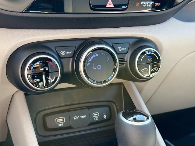 New 2026 Hyundai Venue SEL FWD image 15