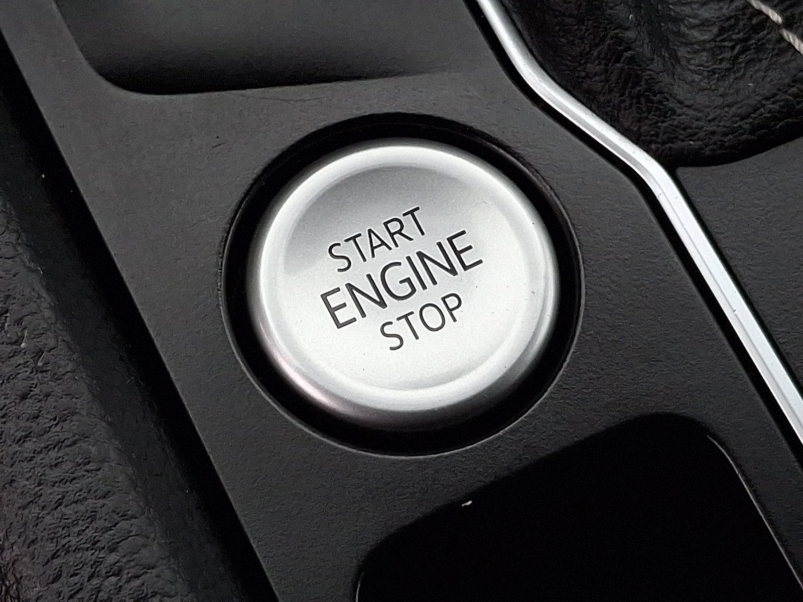 Used 2022 Volkswagen Atlas SE image 24