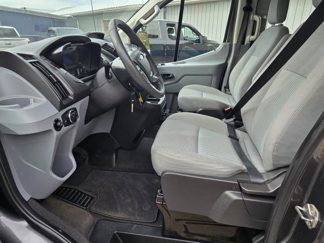 Used 2017 Ford Transit 150 XLT image 9