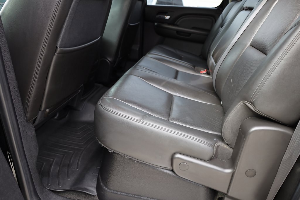 Used 2011 GMC Sierra 3500 Denali image 17