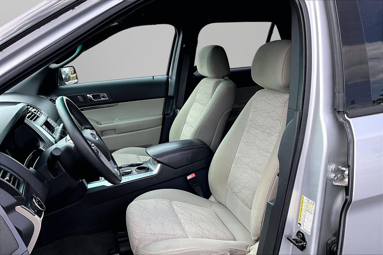 Used 2014 Ford Explorer FWD image 15