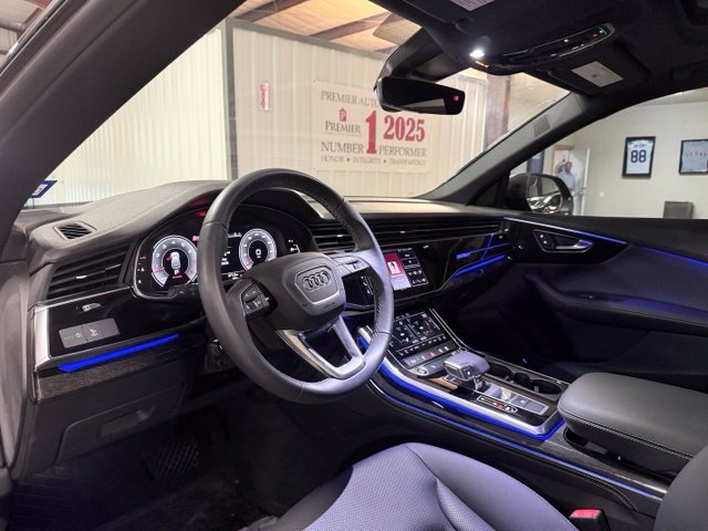 Used 2024 Audi Q8 Premium Plus AWD/4WD image 11