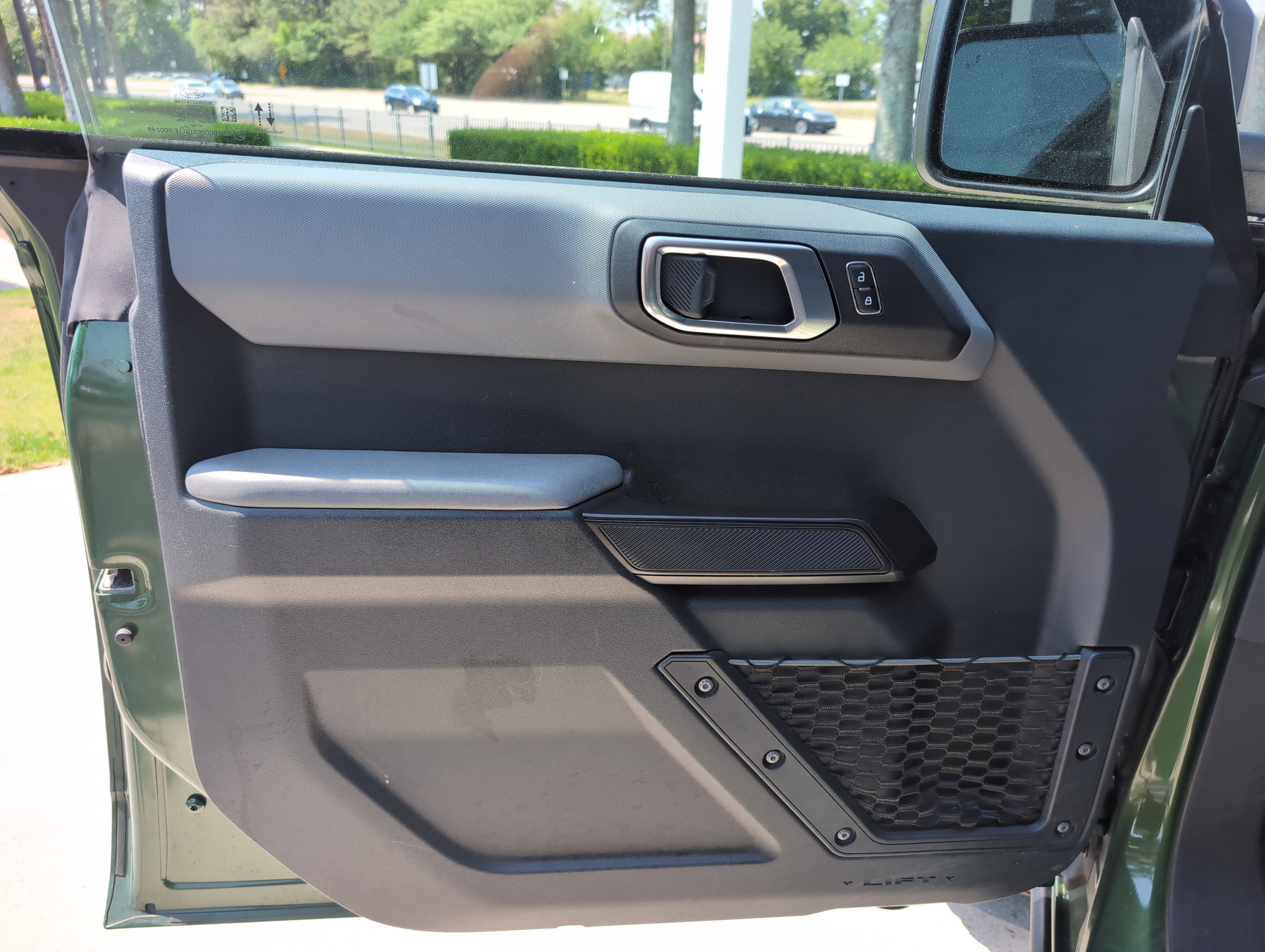 Used 2024 Ford Bronco Everglades AWD/4WD image 14