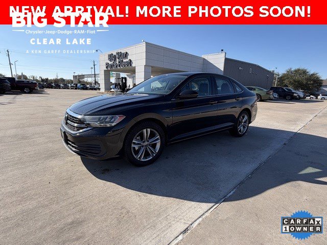 Used 2024 Volkswagen Jetta SE