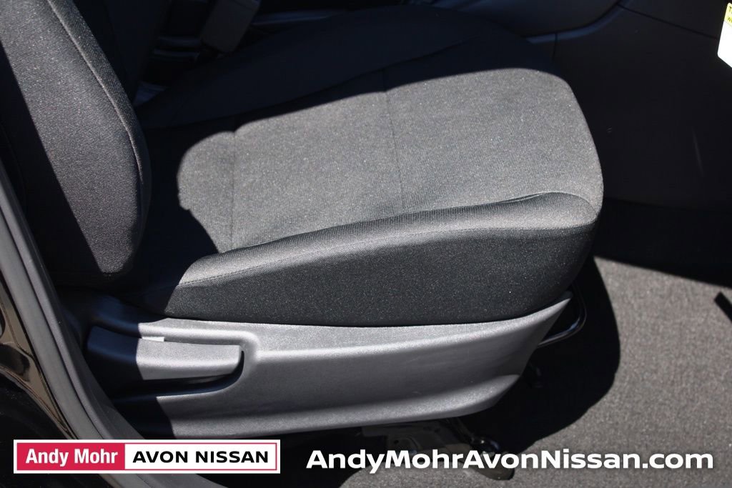 New 2025 Nissan Kicks Play S image 12