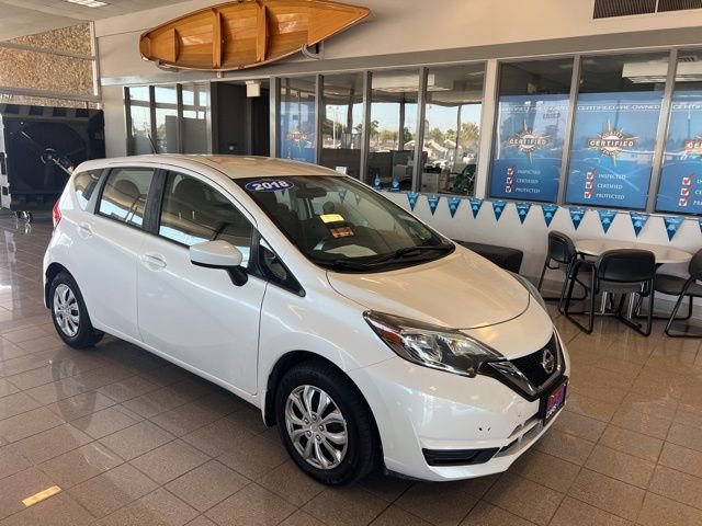 Used 2018 Nissan Versa Note SV image 1