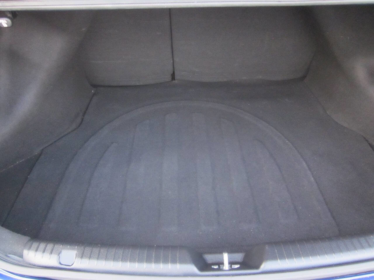 Used 2018 Kia Forte LX image 13