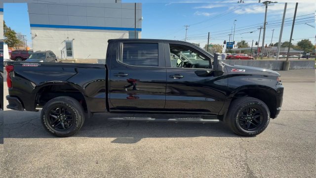 Used 2022 Chevrolet Silverado 1500 LT Trail Boss w/ LPO, Dark Essentials Package AWD/4WD image 9