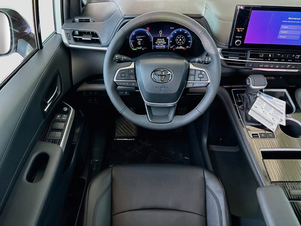 New 2026 Toyota Sienna XLE Woodland Edition AWD/4WD image 10