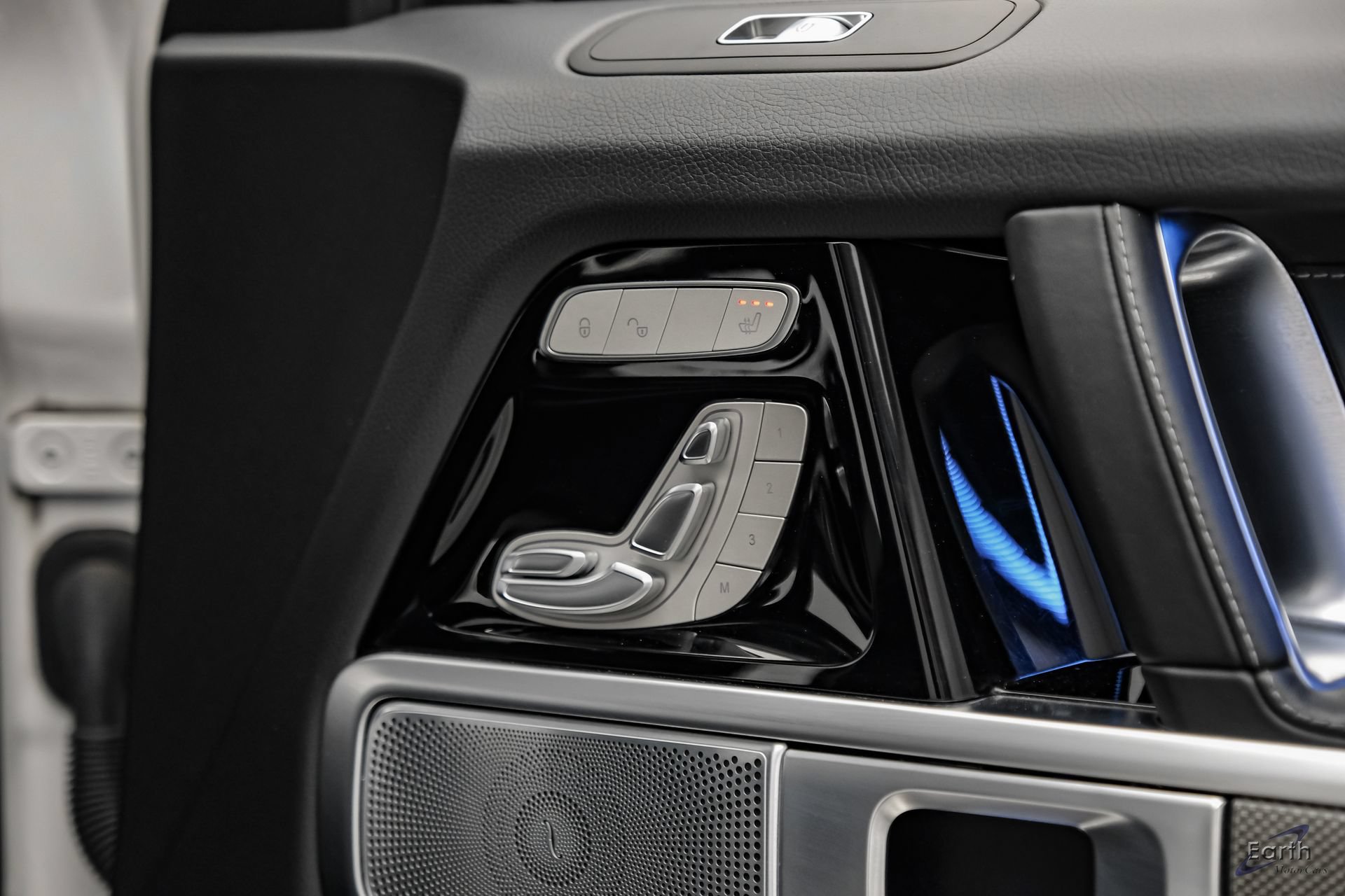 Used 2025 Mercedes-Benz G 550 w/ Exclusive Interior Package image 82
