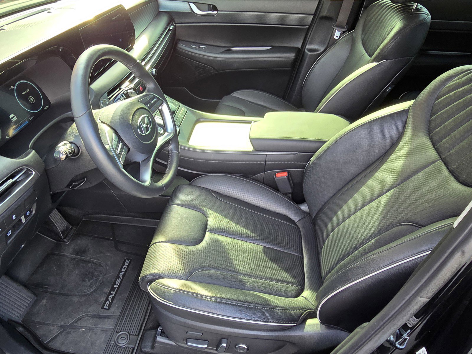 Certified 2024 Hyundai Palisade Limited image 17