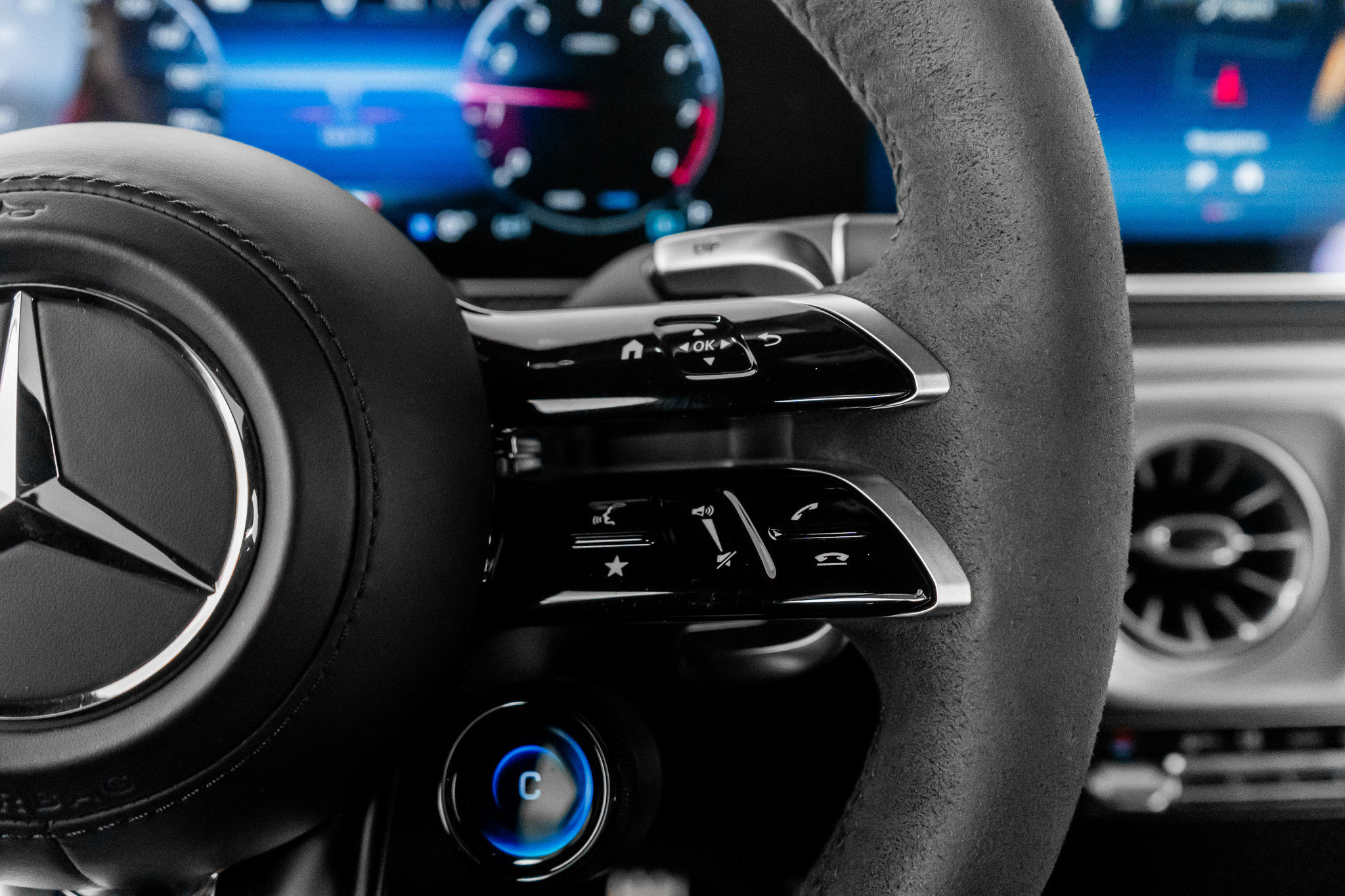 Used 2025 Mercedes-Benz G 63 AMG 4MATIC w/ Night Package Magno image 47