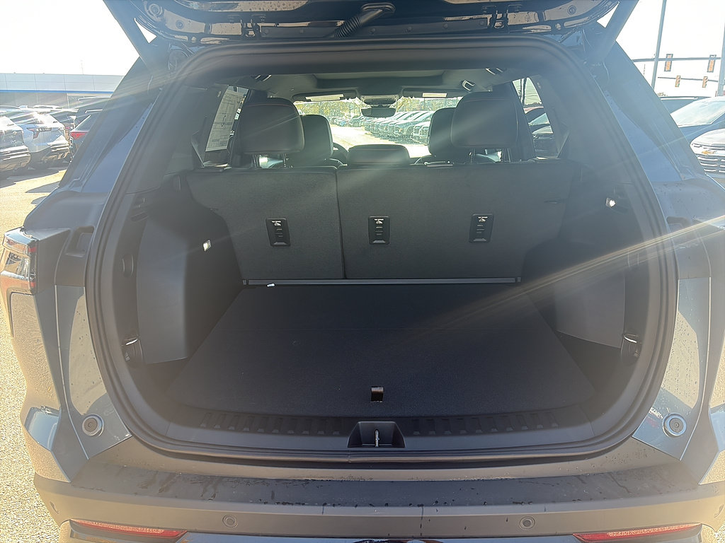 New 2027 Chevrolet Equinox RS w/ Safety and Technology Package AWD/4WD image 13
