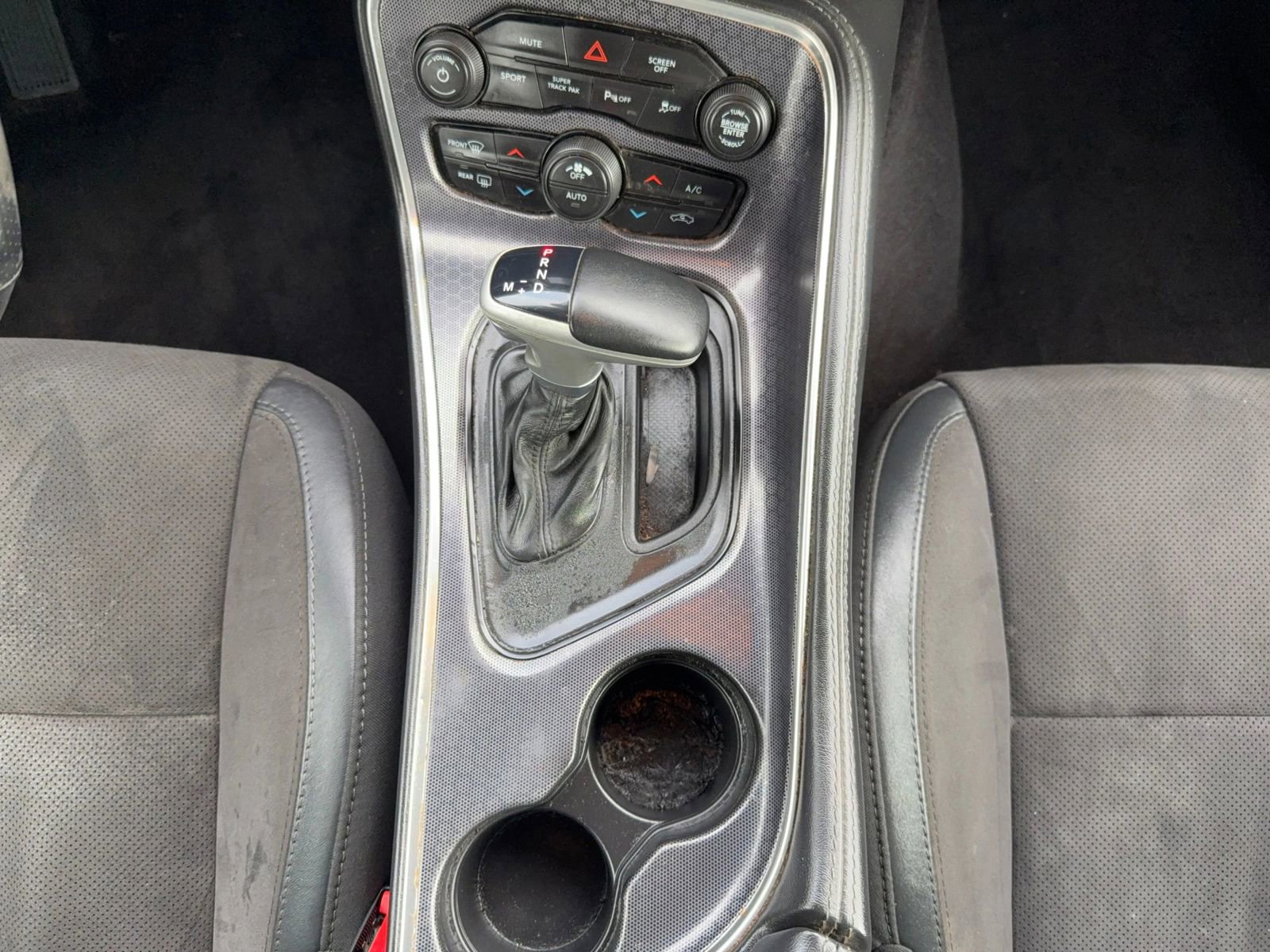 Used 2017 Dodge Challenger GT w/ Driver Convenience Group image 30