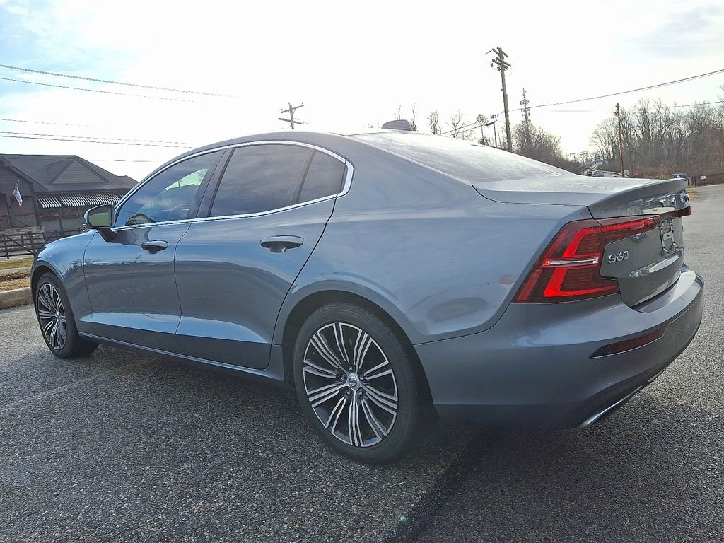 Used 2021 Volvo S60 T5 Inscription image 4
