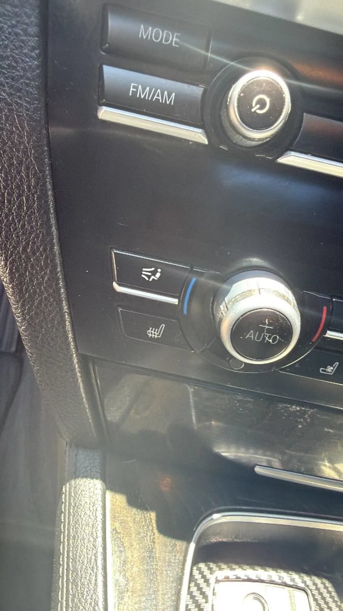 Used 2015 BMW 740i RWD image 13