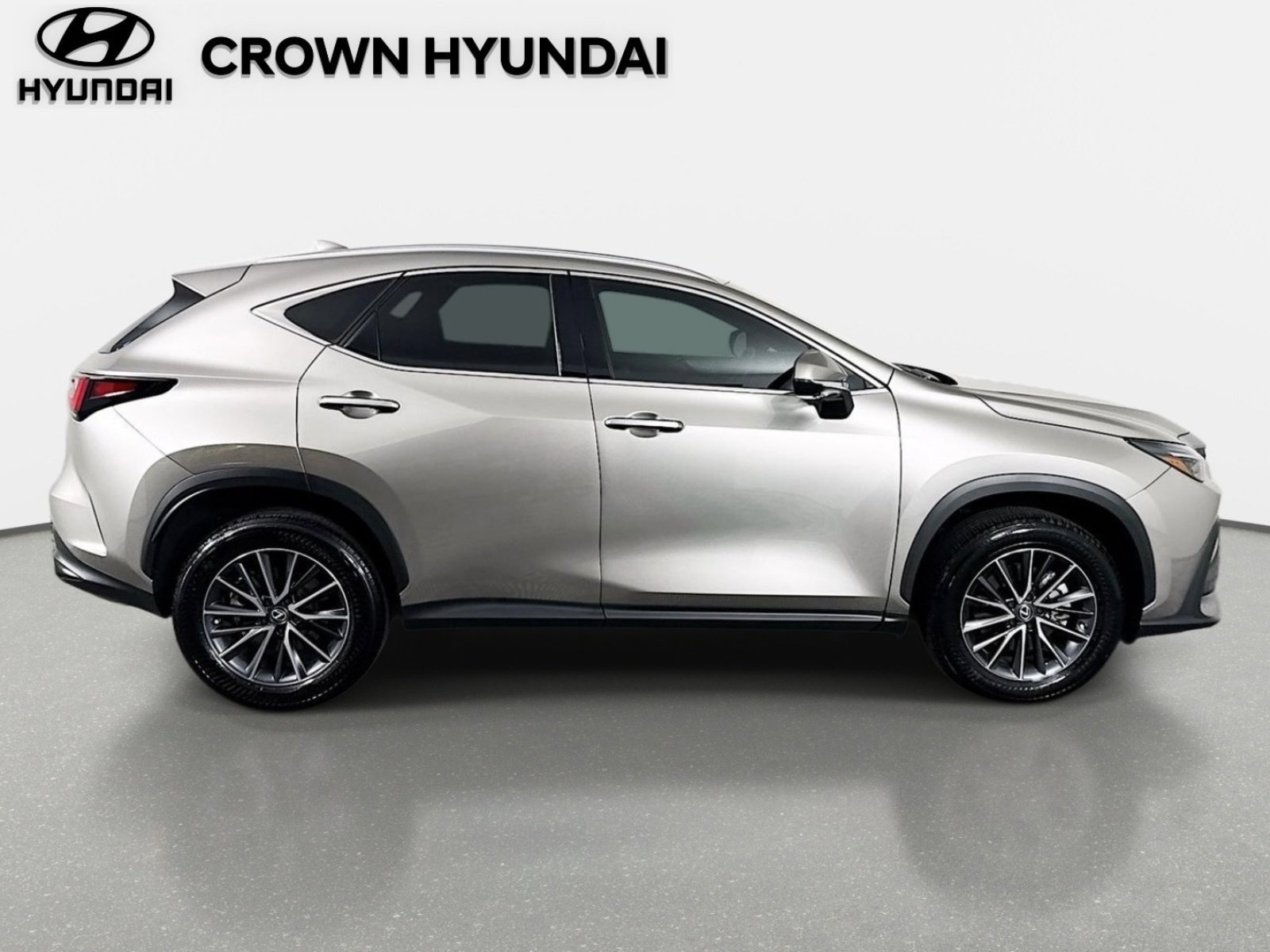 Used 2025 Lexus NX 350 AWD w/ Cold Area Package image 5