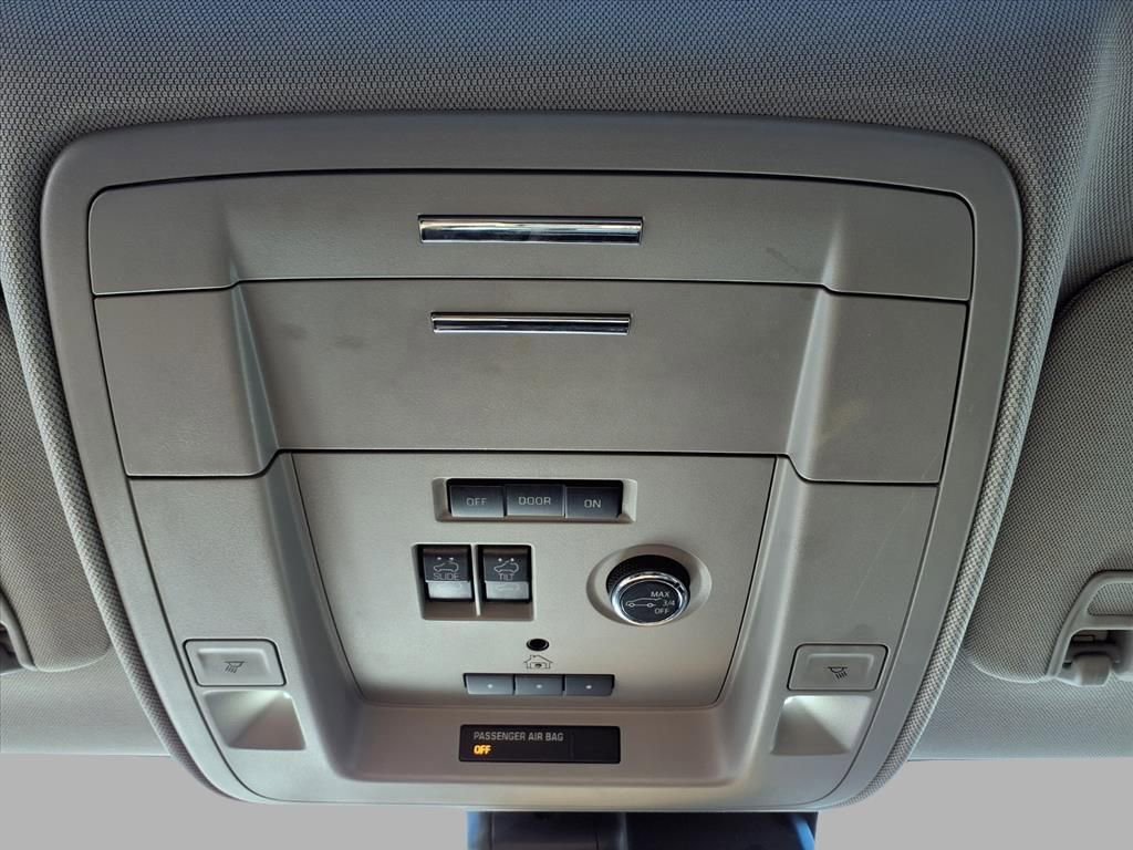 Used 2020 GMC Yukon Denali image 15