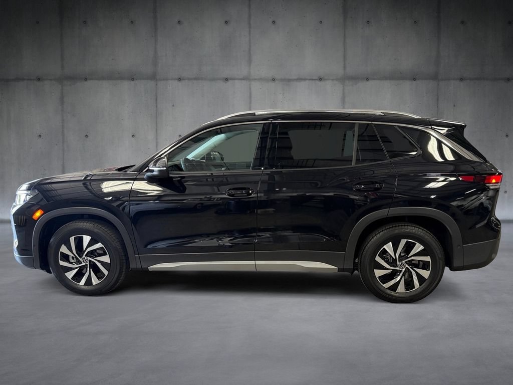 New 2026 Volkswagen Tiguan S FWD image 2