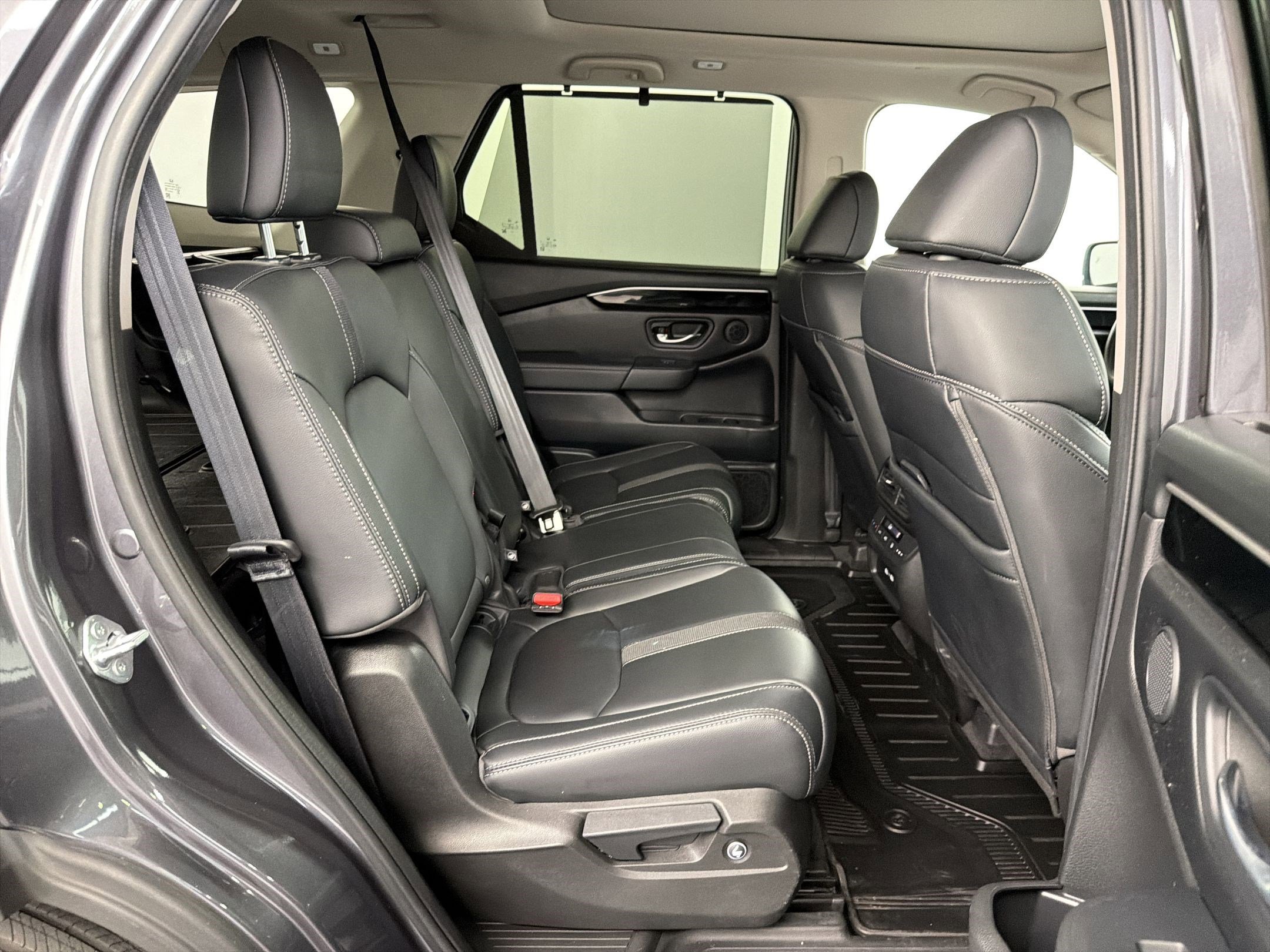 Certified 2023 Honda Pilot Touring image 30