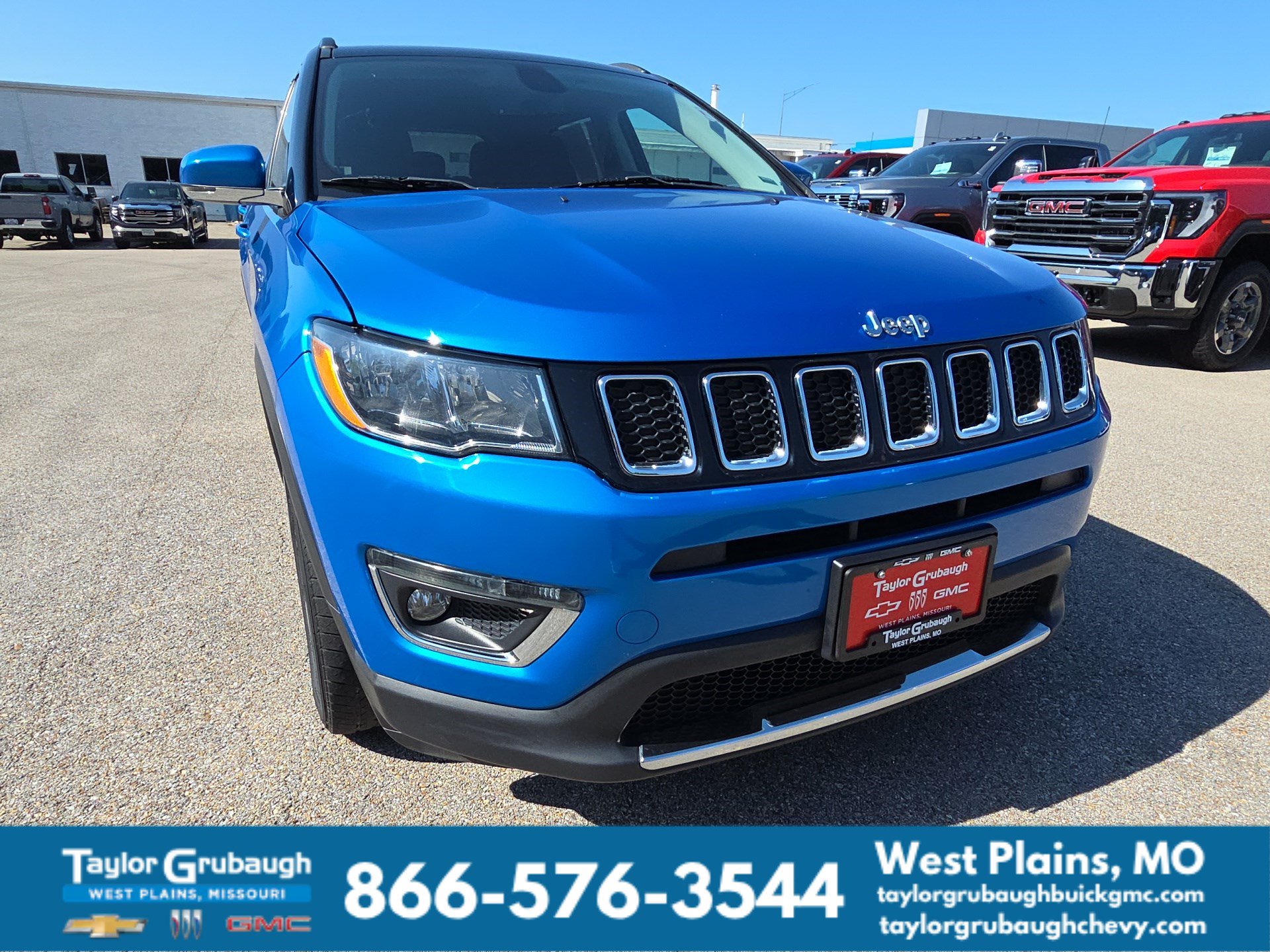 Used 2019 Jeep Compass Limited AWD/4WD image 11