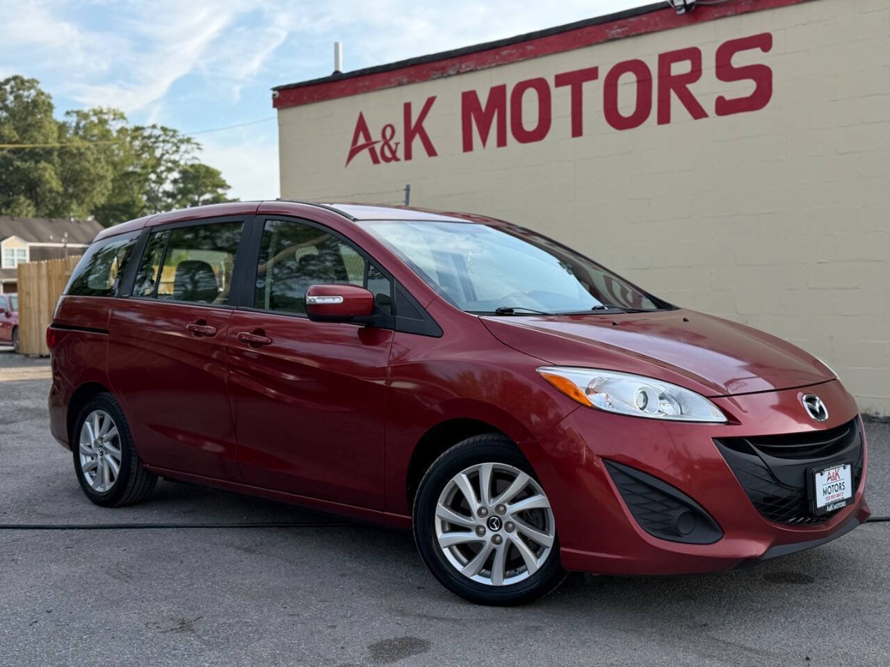 Used 2013 MAZDA MAZDA5 Sport FWD image 1