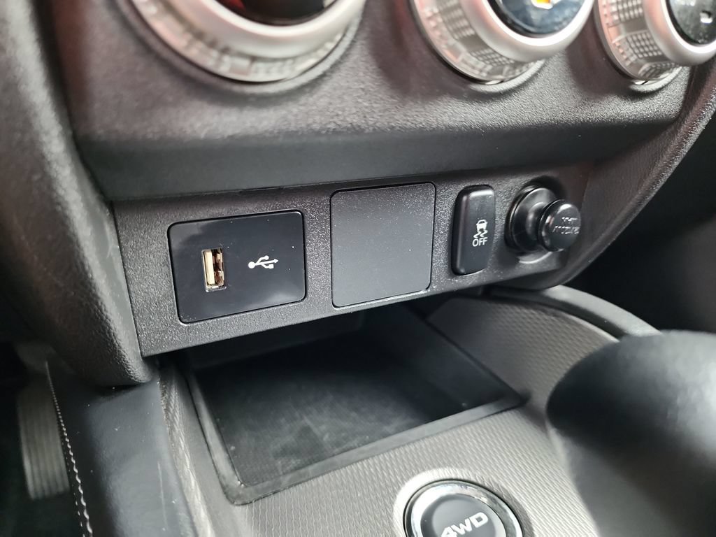 Used 2025 Mitsubishi Outlander Sport ES AWD/4WD image 29
