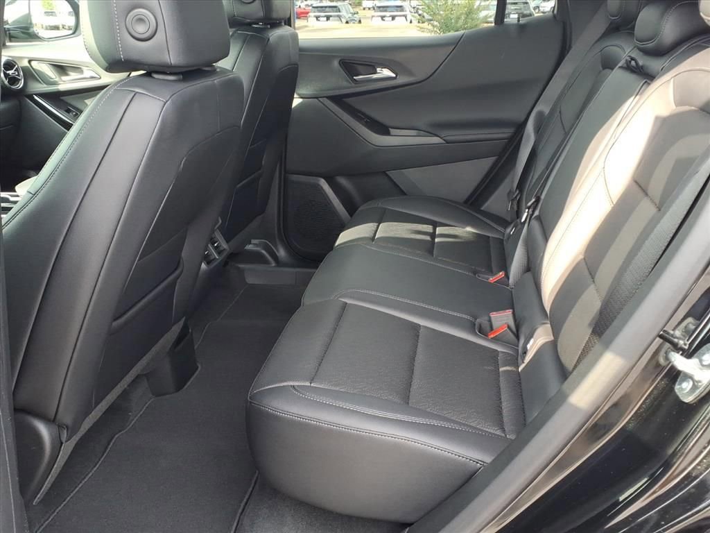 New 2026 Chevrolet Equinox LT w/ Convenience Package II FWD image 17