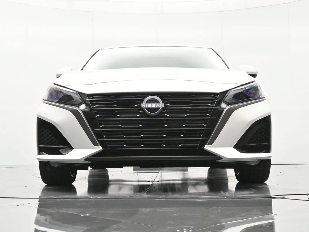 New 2026 Nissan Altima 2.5 SV w/ SV Premium Package FWD image 36