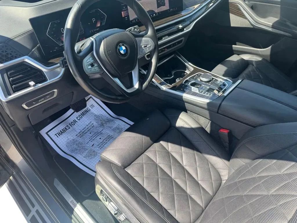 Used 2024 BMW X7 xDrive40i AWD/4WD image 10