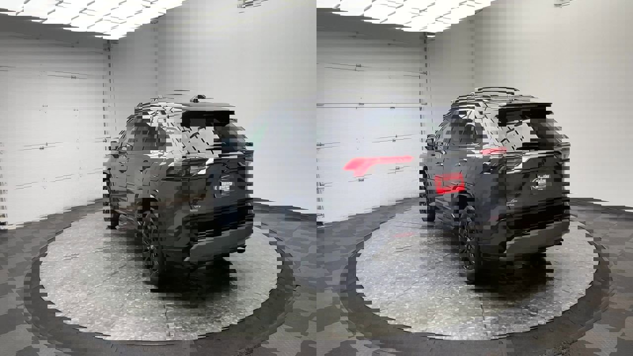 Used 2024 Toyota RAV4 XSE w/ Advanced Technology Package image 38