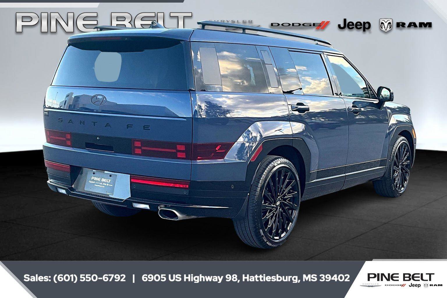 Used 2025 Hyundai Santa Fe Calligraphy image 11