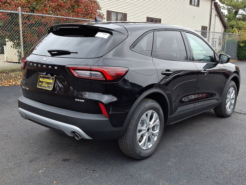 New 2026 Ford Escape Active w/ Cold Weather Package AWD/4WD image 4
