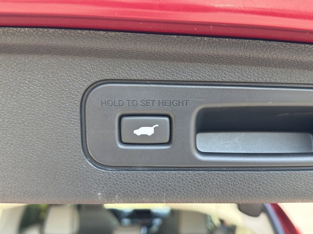 Used 2025 Honda Odyssey Touring image 18