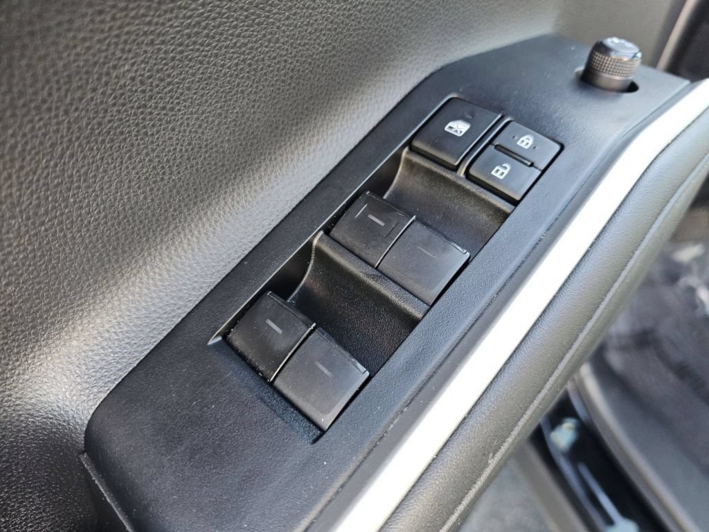 Used 2023 Toyota Highlander XSE AWD/4WD image 29
