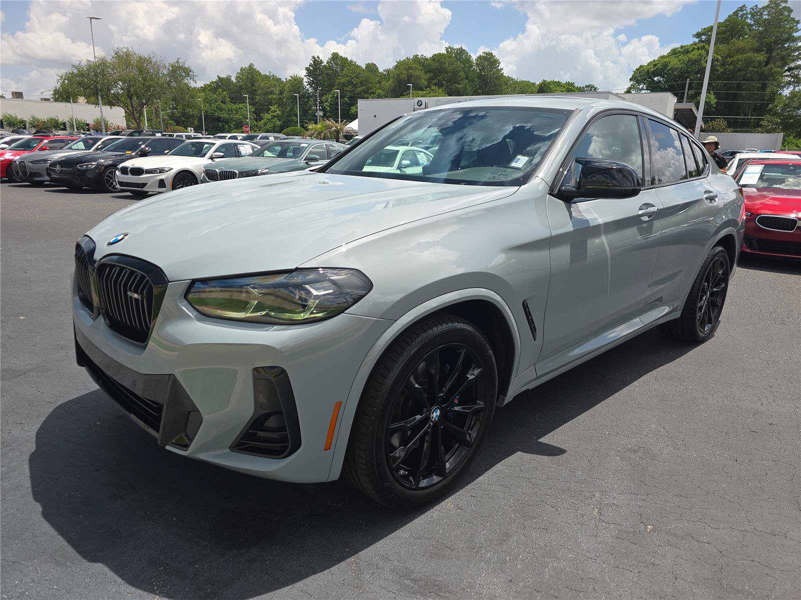 Certified 2024 BMW X4 M40i w/ Shadowloine Package AWD/4WD image 6