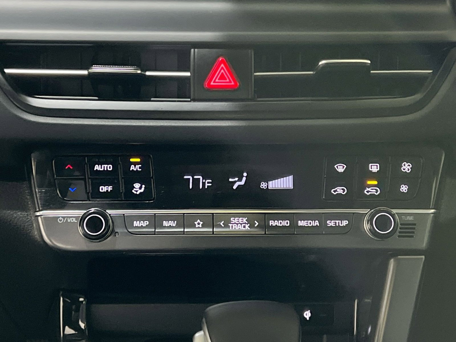 Used 2025 Kia Seltos EX image 20