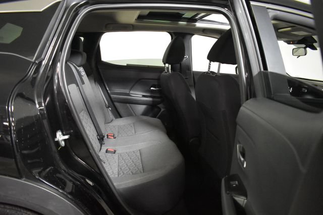 Certified 2025 Nissan Kicks SV w/ SV Premium Package AWD/4WD image 29