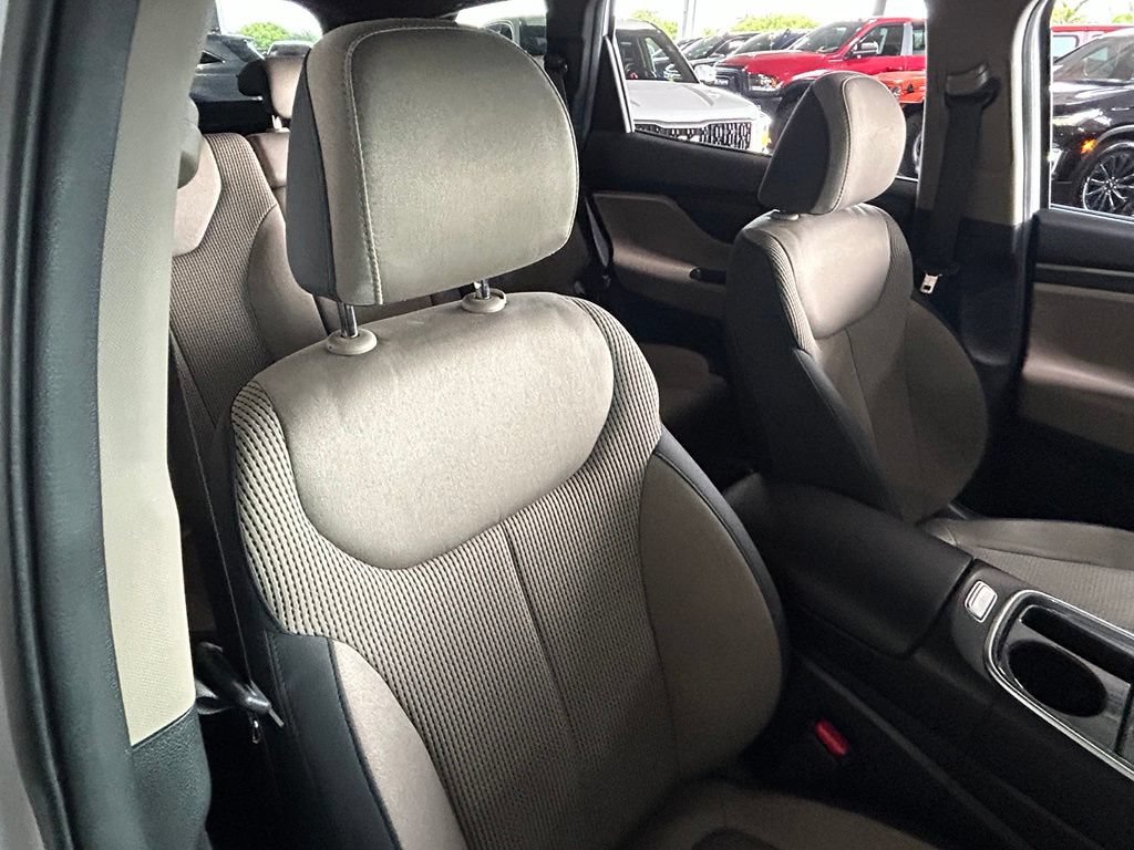 Used 2022 Hyundai Santa Fe SE AWD/4WD image 31