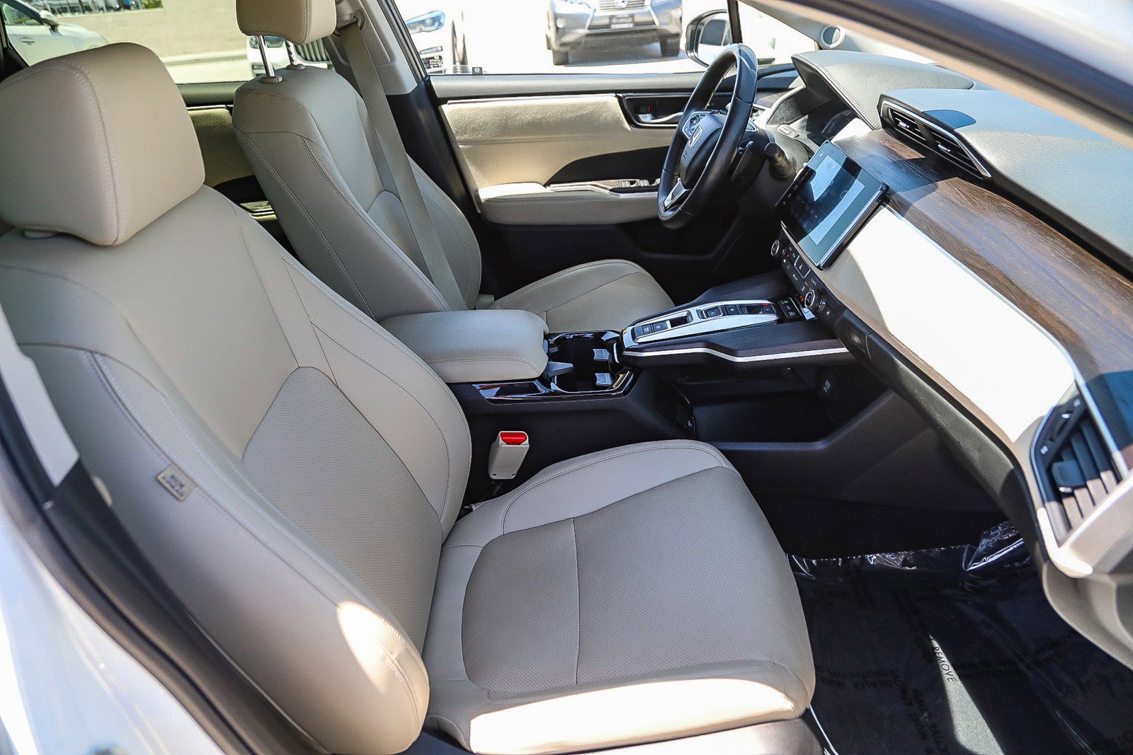 Used 2018 Honda Clarity Touring image 16