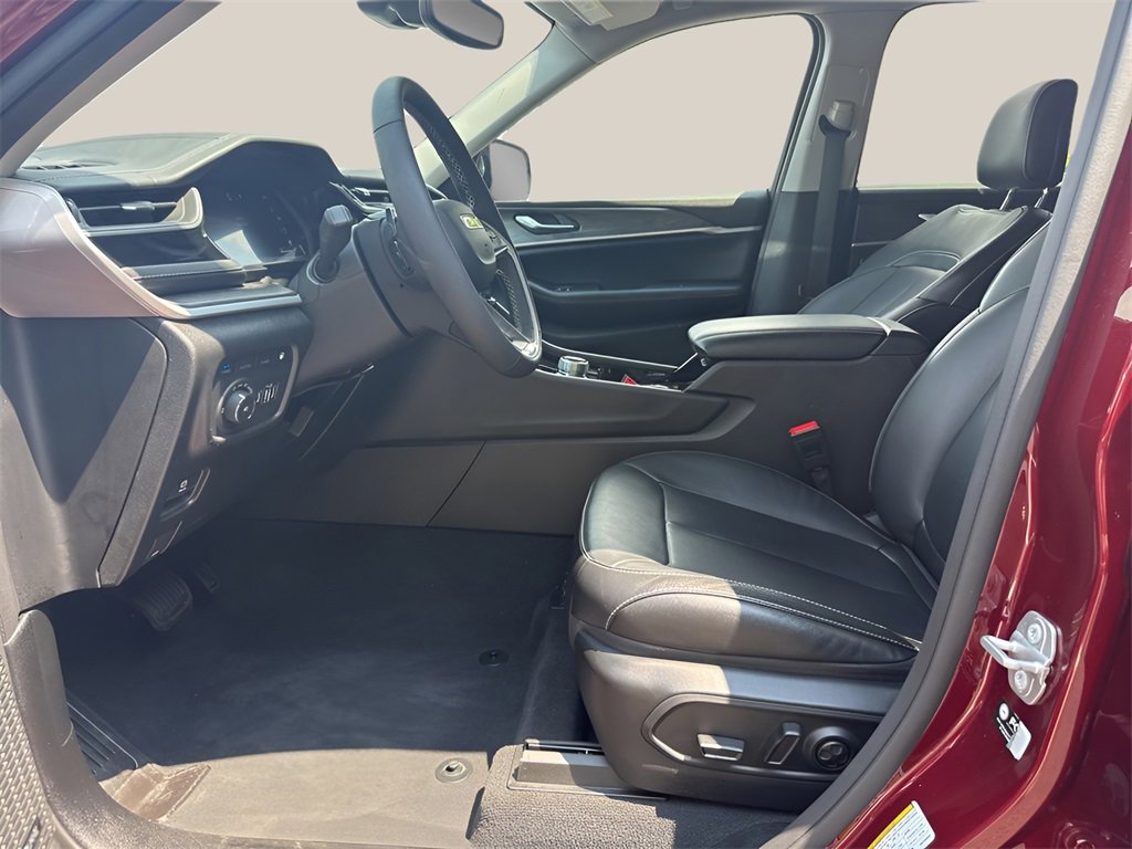 Used 2022 Jeep Grand Cherokee Limited 4xe image 15