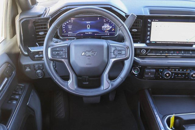 Used 2024 Chevrolet Silverado 3500 High Country w/ Technology Package image 25