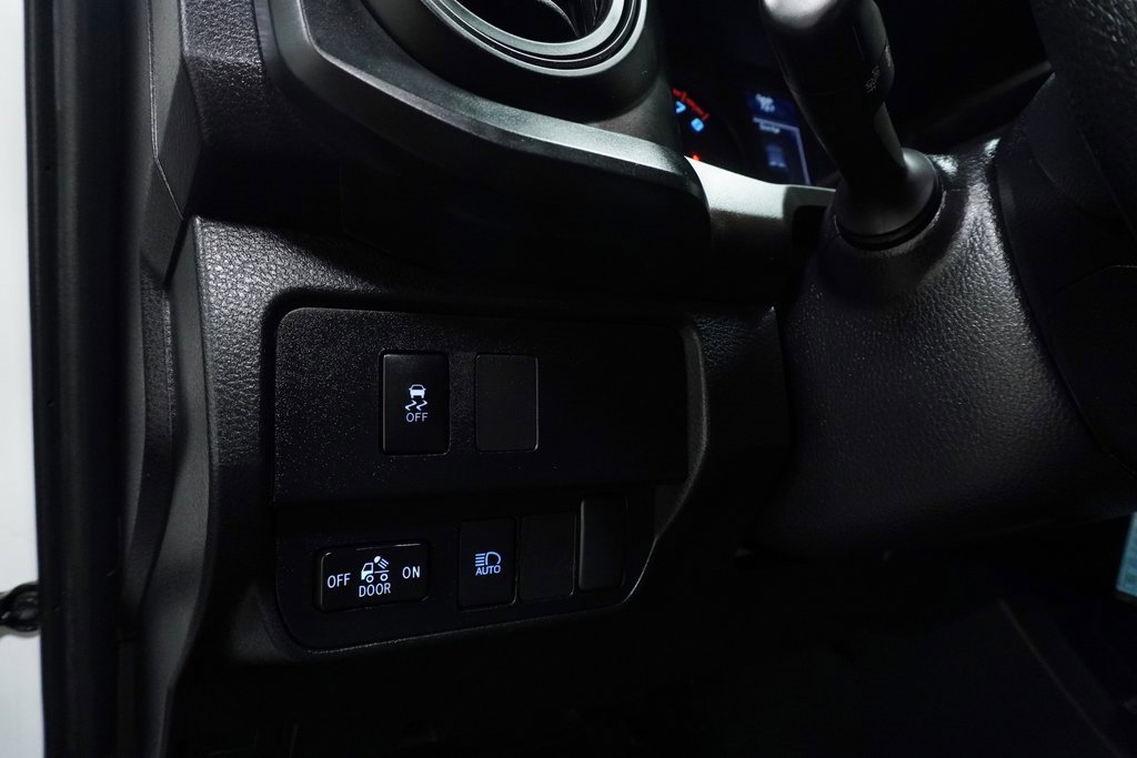 Certified 2022 Toyota Tacoma SR image 20