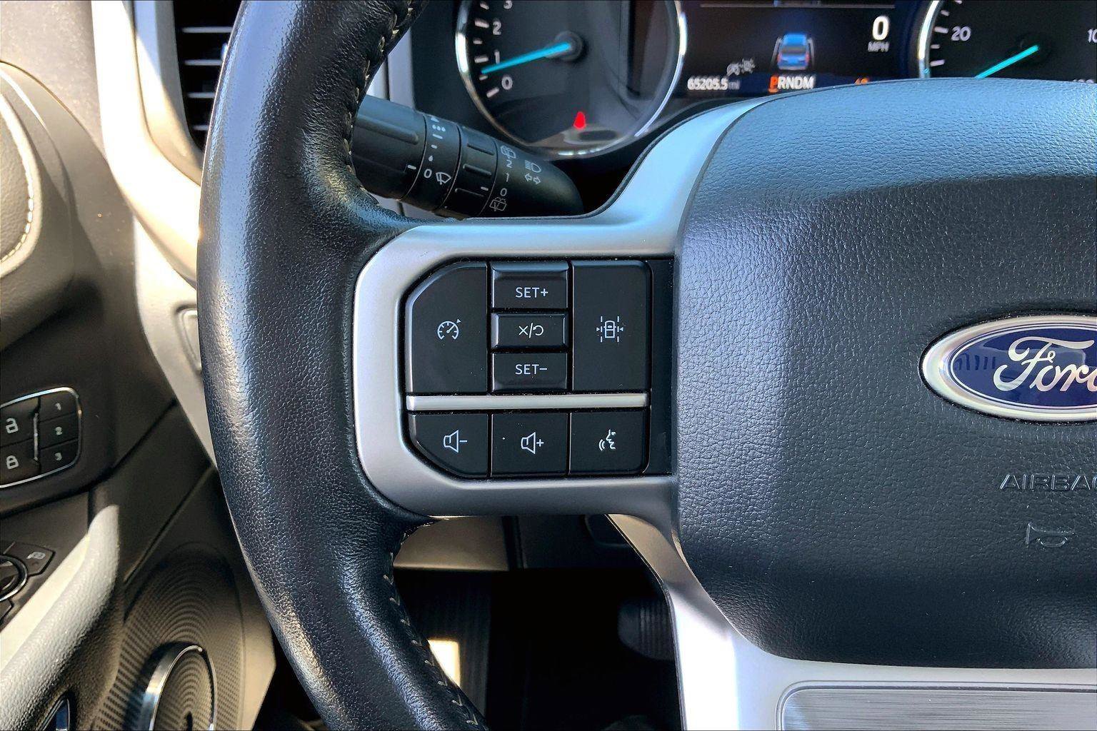 Used 2024 Ford Expedition XLT image 16